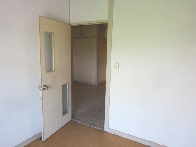 リノベーション前の4.5帖洋室