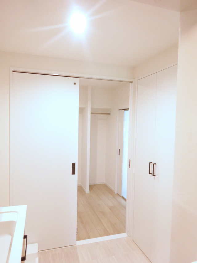 浴室から廊下方向