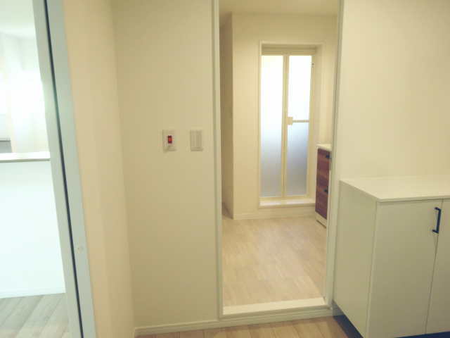 洗面室扉・全開