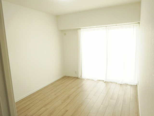 （玄関横）洋室6帖